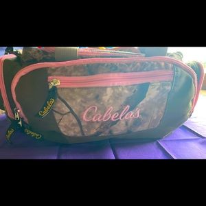 Cabela’s Pink & Camo 7 Pocket Bag W/ Shoulder Strap